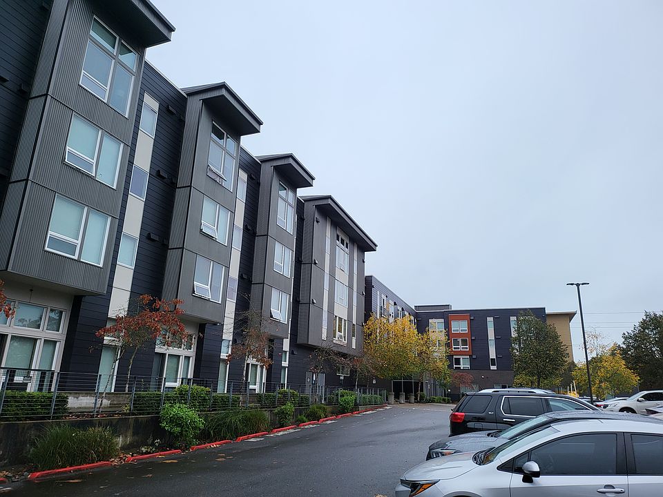 1st image of 323 Garfield St S #1B-1Ba-690Sqft