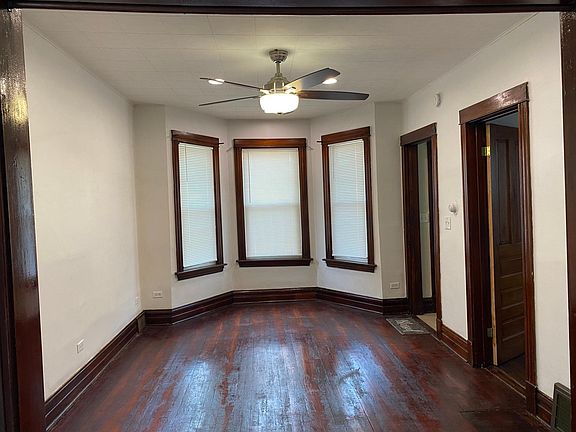 3rd image of 4424 N Kasson Ave Floor 1