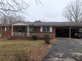 1195 Jackson Hwy, Tuscumbia, AL 35674