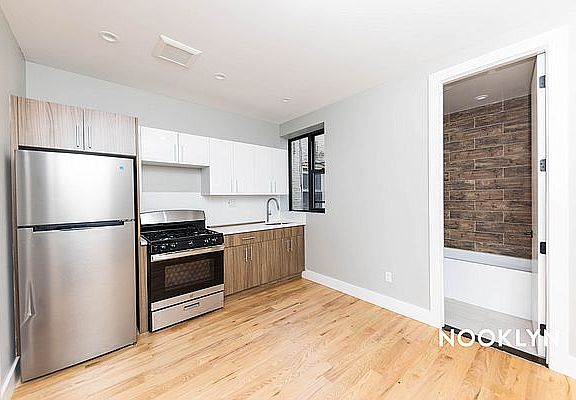 2nd image of 565 Saint Johns Pl #4B