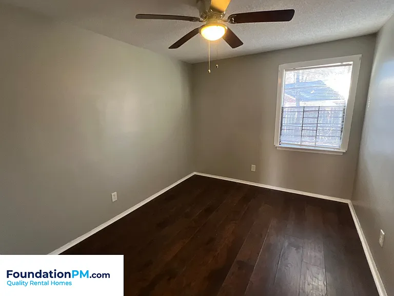 1129 Catalina Rd #1 — Photo 10