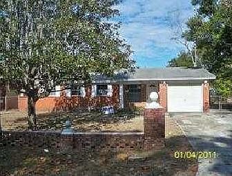 1st image of 1423 Gailwood Cir N