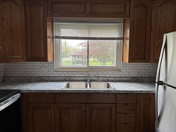 4th image of 510 Harlan St