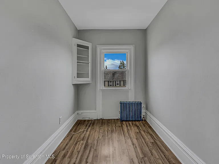 301 N Bromley Ave #1 — Photo 12