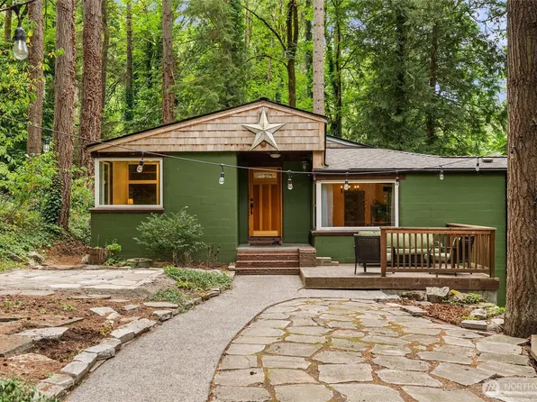 17522 33rd Avenue NE, Lake Forest Park, WA 98155