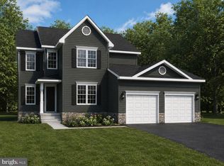 201 Red Stone Ln #87, Hanover, PA 17331