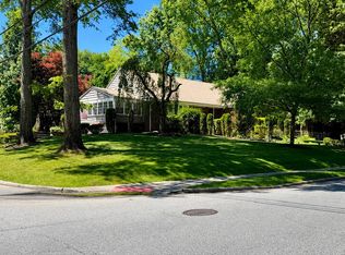 72 Foster Rd, Tenafly, NJ 07670
