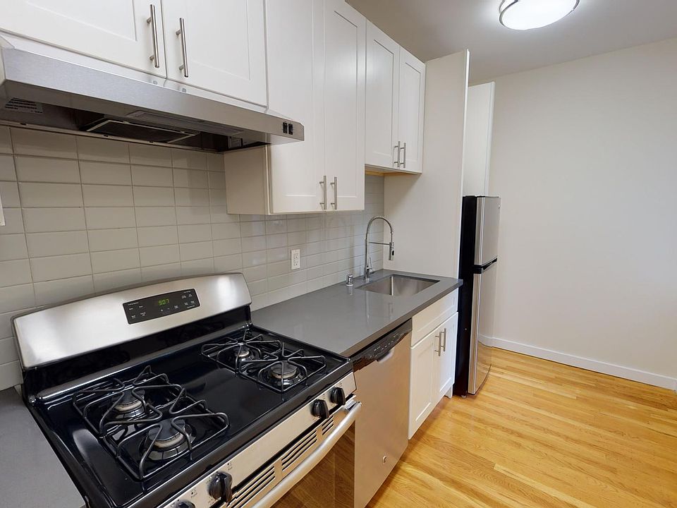 301- 1 Bedroom
