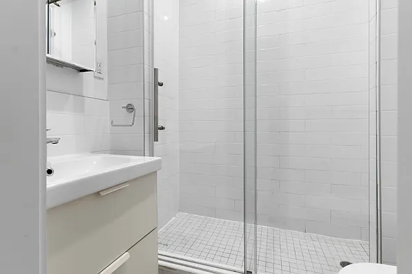 Rented by Canvas Property Group | media 7