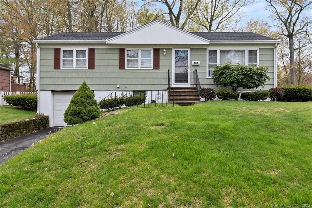 101 Beatrice Dr West Haven CT 06516 Zillow