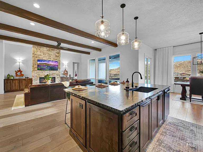 5298 W Parkridge Dr — Photo 7