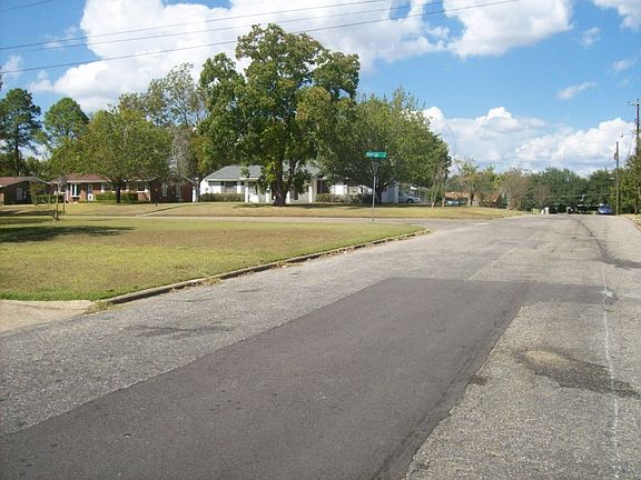 5th image of 4039 Powelldale Dr