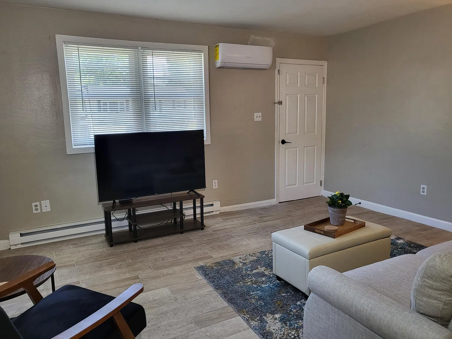 2 bed, 800 sqft, $1,800 — Photo 3