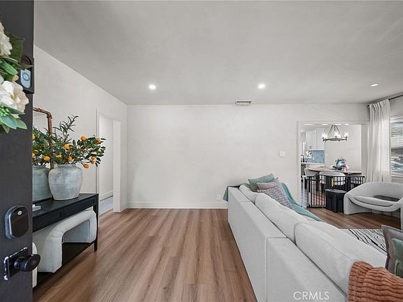 4th image of 6013 Gregory Ave