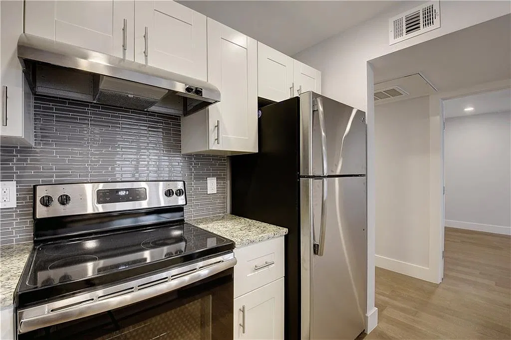 1 bed, 630 sqft, $1,150 — Photo 3