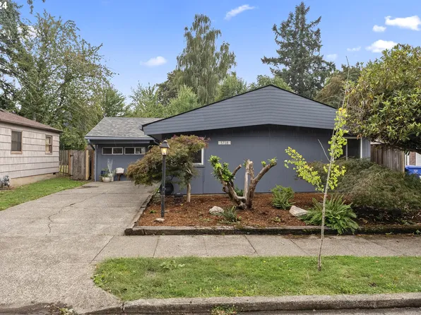 3718 SE Lexington St, Portland, OR 97202