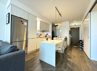 1 Bloor St E #811, Toronto, ON M4W 0A8