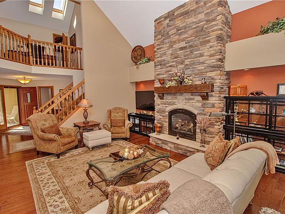 4th image of 4931 Summer Wind Dr