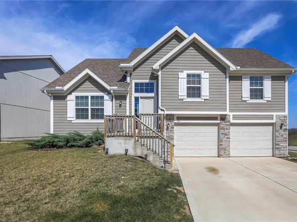 721 Shane Ln, Belton, MO 64012