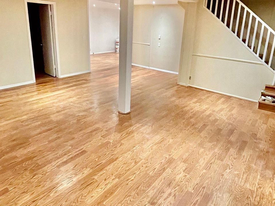 Living Room 2 bedrooms upstairs