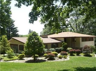 121 Griffwood Dr, Mcmurray, PA 15317