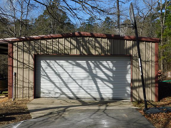 3rd image of 72 Three Oak Rd