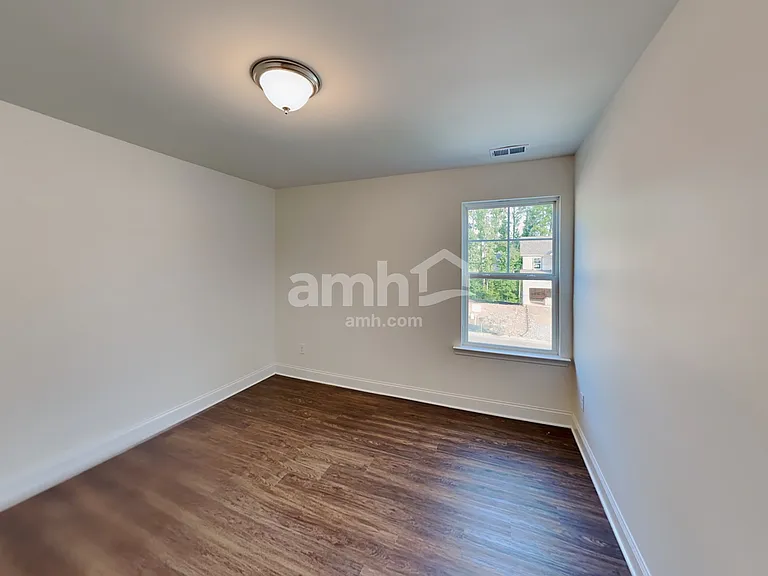 5070 Hudson Valley Dr — Photo 22