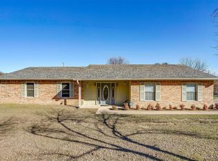 110 Lakeview Ter, Weatherford, TX 76087