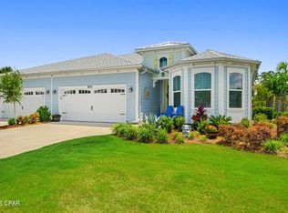 8715 Weekend Dr, Panama City Beach, FL 32413