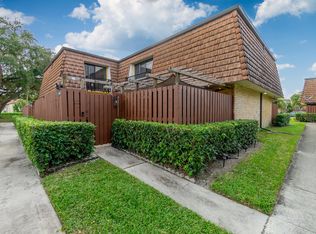 1201 12th Ln, Lake Worth, FL 33463
