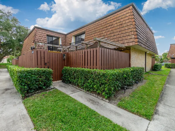 1201 12th Lane, Greenacres, FL 33463