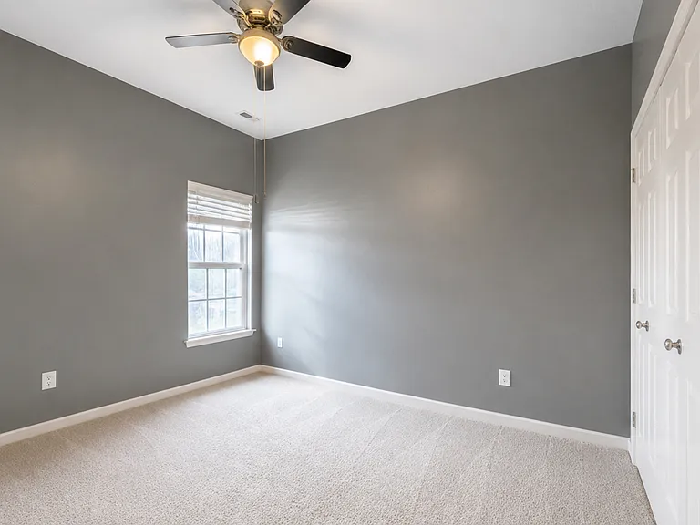 7221 Ravanna Dr #4 — Photo 4