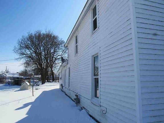2nd image of 403 Western Ave