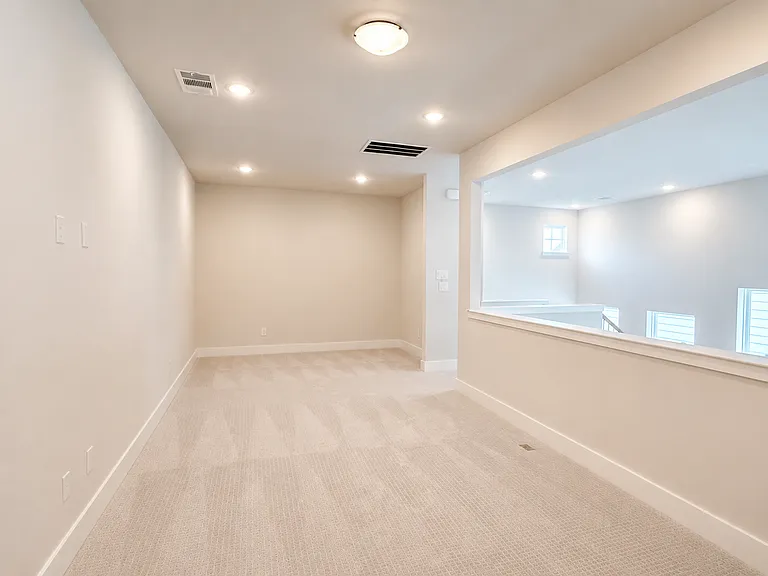7183 Lathrop Ln — Photo 13