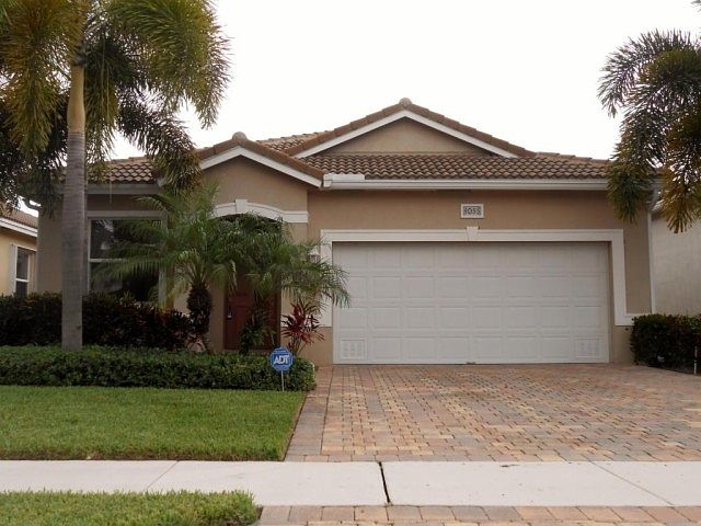 1st image of 4055 Trovita Blvd