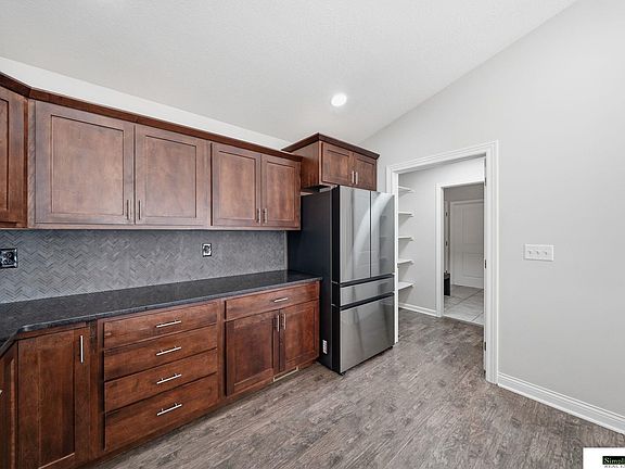 5th image of 9921 Sweet Water Rd