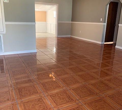 5th image of 4353 Piedras St
