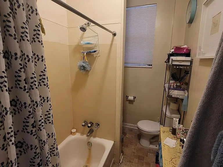 2935 N Calvert St — Photo 3