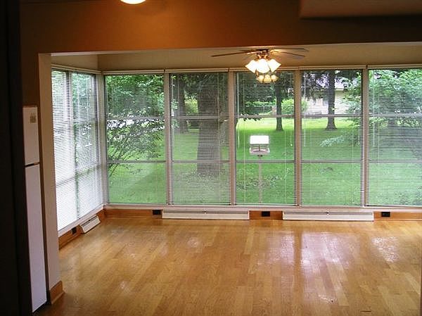 579 dinning area- wesite