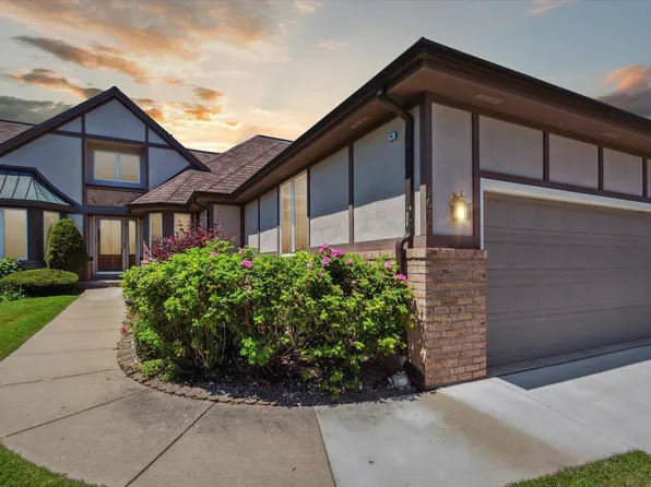 1670 30th COURT #2B, Kenosha, WI 53144
