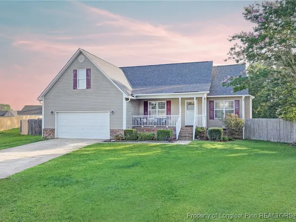 109 Shelby St, Spring Lake, NC 28390