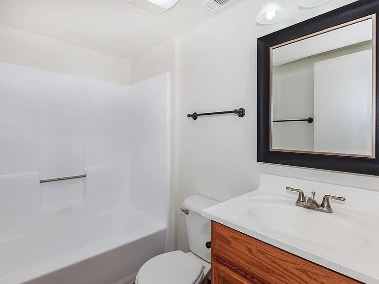 Peppertree Apartments — Photo 75