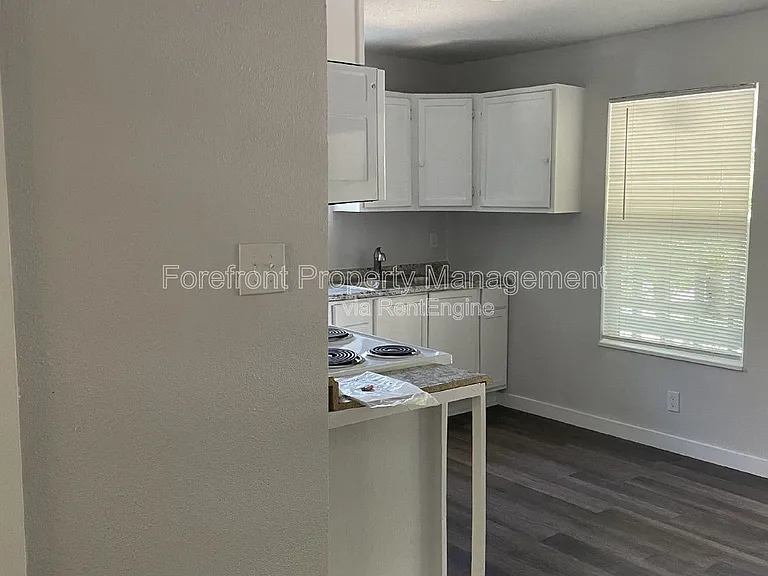 4818 Monterey St #202 — Photo 10