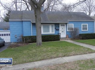 3910 Oak Ave, McHenry, IL 60050