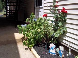 15 Avon Dr #H, Hightstown, NJ 08520