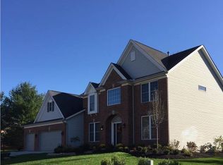 11915 Coopers Run, Strongsville, OH 44149