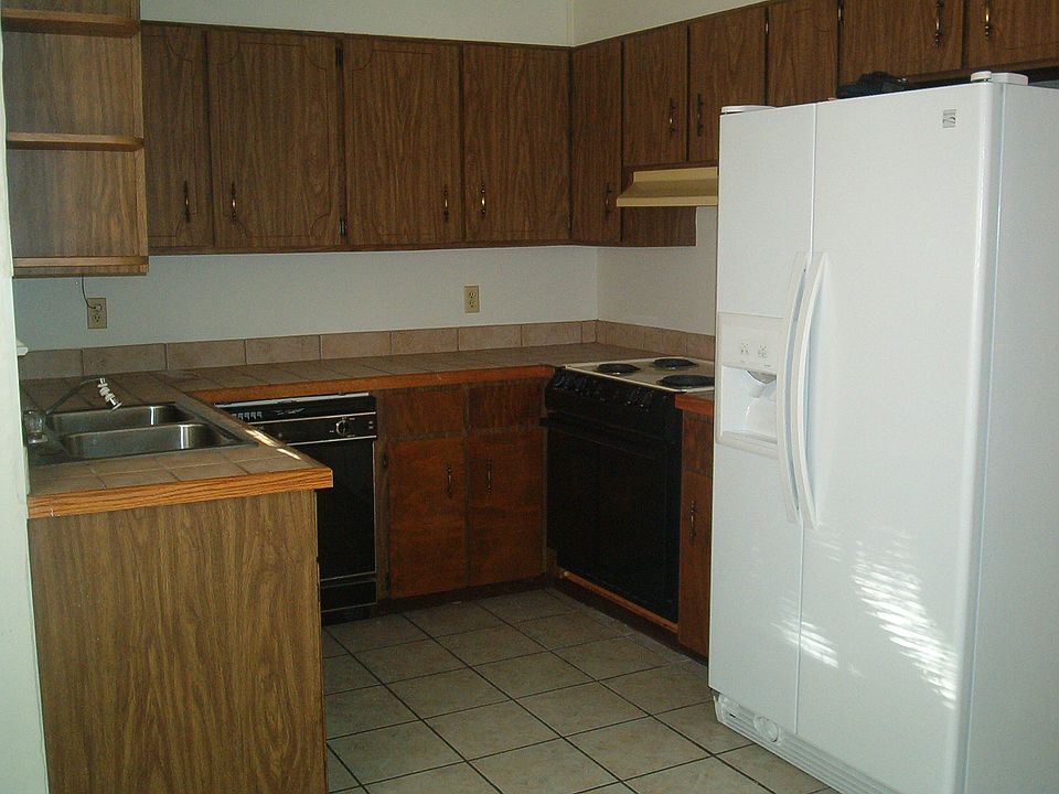1st image of 1004 Holton Ave #B