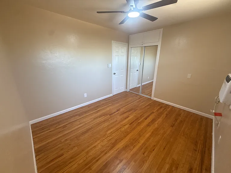 5457 Dorothy Dr — Photo 15