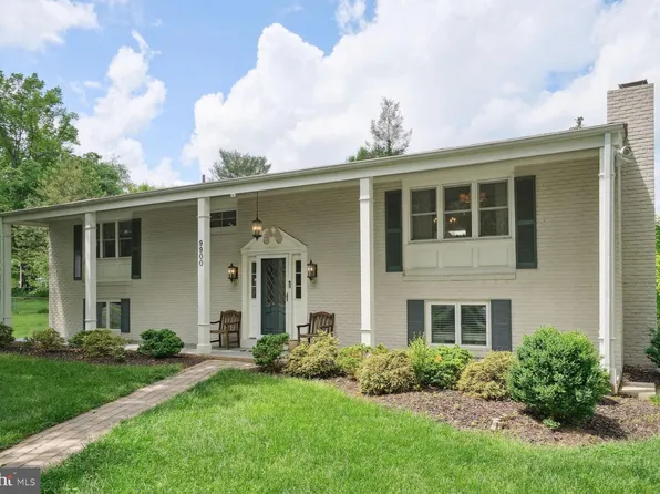 9900 Golden Falcon St, Great Falls, VA 22066