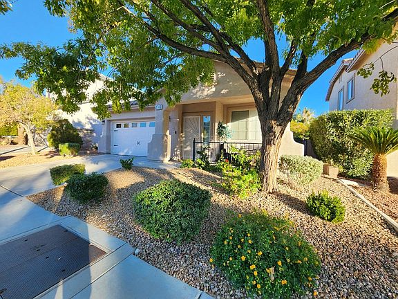 3rd image of 2746 Desert Zinnia Ln